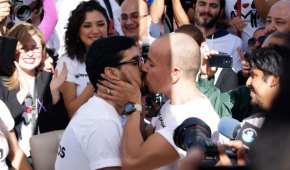 La primera pareja gay que contrajo matrimonio en Mexicali, Baja California