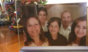 Las aspirante presidencial del PAN, Margarita Zavala, publicó en su redes una fotografía con su familia