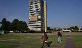 Miles de aspirantes a un lugar en una preparatoria de la UNAM que no lograron un lugar aún tienen una oportunidad