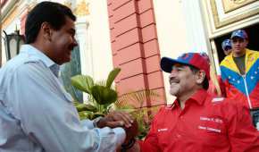 Nicolás Maduro y Diego Armando Maradona se reunieron en 2014 para hablar sobre la izquierda y el futbol