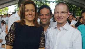 Margarita Zavala, Enrique Vargas (alcalde panista) y Ricardo Anaya durante una actividad en Quintana Roo