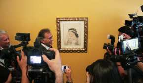 El actual gobernador inauguró una exposición con pinturas en posesión de Duarte y amigos