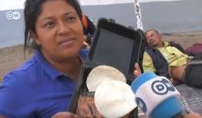 La mujer de 38 años se quejó de la comida que le daban los mexicanos