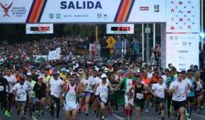 Durante un tramo de 42 kilómetros, miles de participantes demostraron su resistencia