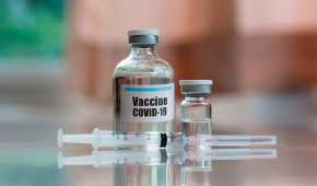 AstraZeneca y la Universidad de Oxford mostraron los primeros avances de la vacuna experimental que desarrollan