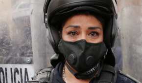 ¿Qué hay detrás de la viral foto de una policía de la CDMX llorando durante la marcha proaborto?