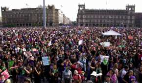 Mujeres protestan por la ola de violencia que viven las mujeres en México