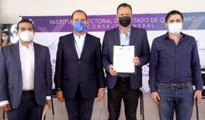 Mauricio Kuri (tercero de izquierda a derecha) es el candidato del PAN a la gubernatura de Querétaro