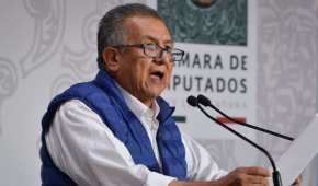 El legislador de Morena, Saúl Huerta, dio una conferencia de prensa en San Lázaro