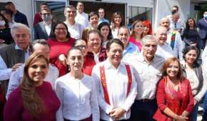 Gobernados y secretarios previo al mitin de "Unidad y Movilización" de Morena