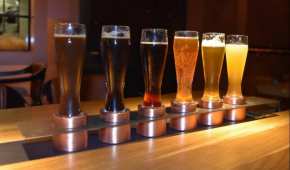 Además de ser una bebida refrescante, la cerveza puede aportar algunos beneficios a la salud