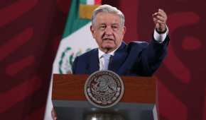 López Obrador confirmó que un grupo entró la cuenta de Sedena y extrajo información