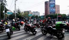 Los motociclistas inconformes cerraron varias vialidades en la zona centro.