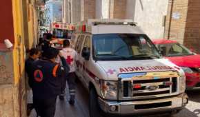 Cuatro estudiantes fueron trasladados al hospital por los cuerpos de emergencia