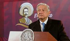 López Obrador hizo sonar el tema Latinoamérica, una canción de Calle 13, que habla sobre la defensa de los territorios e identidad.