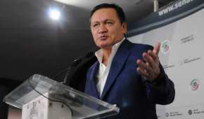 Osorio Chong dejó la dirigencia de senadores por pleitos con el dirigente del  tricolor