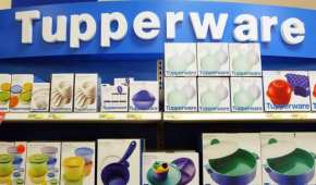Tupperware tiene una deuda de 700 millones de dólares, misma que intenta liquidar mientras se enfrenta a una crisis