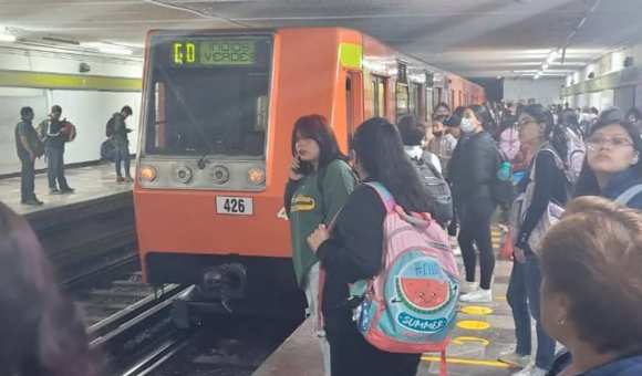 Retrasos Saturación Y Humo En Varias Líneas Del Metro 2648