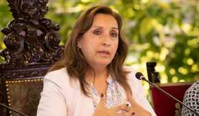 La presidenta de Perú fue cuestionada sobre los dichos del mandatario mexicano