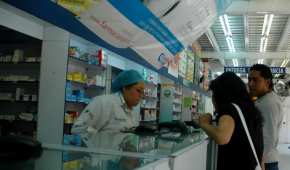 La dependencia instó a consumidores a revisar los lotes de los medicamentos