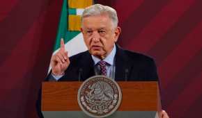López Obrador se reunió ayer con su gabinete legal y ampliado para pedir la renuncia de quienes busquen candidaturas