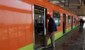Usuarios del Metro reportan retrasos en las líneas