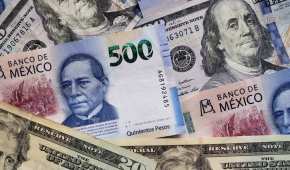 El dólar se cotiza en 17.67 pesos por cada billete verde