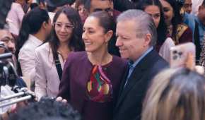 Zaldívar estuvo en las primeras filas del Salón Olmeca del WTC