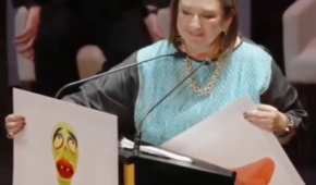 Fue criticada por su 'didáctico' discurso en la Universidad Anáhuac