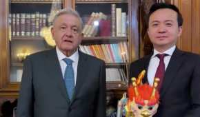 Intercambiaron algunos regalos simbólicos de México y China