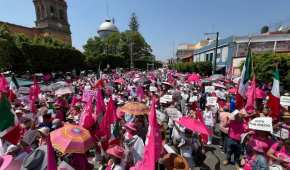 Los contingentes de la llamada Marea Rosa pintaron las calles de México