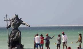 La estatua de 3 metros sigue en pie tras la llegada del huracán a Progreso