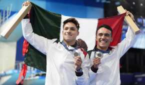 Osmar Olvera y Juan Celaya se llevaron la medalla de plata para México en clavados sincronizados