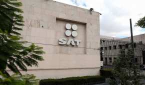 El SAT brinda sus canales oficiales para que contribuyentes se informen sobre la dependencia