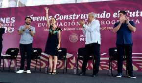 Así reconoció AMLO la trayectoria de Shienbaum y prometió continuidad a la 4T