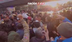 La policía cercó el paso de trabajadores del Poder Judicial, que se manifiestan desde las primeras horas de la mañana