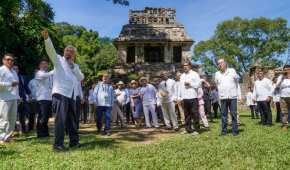 El expresidente contó qué animales, plantas y árboles tiene en si quinta en Chiapas