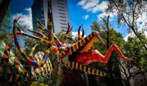 Los alebrijes quedarán instalados hasta el domingo 3 de noviembre en una exposición pública