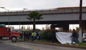 Los trabajadores bloquean avenidas principales en busca de sus derechos laborales