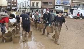 Van más de 200 fallecidos a causa de las inundaciones del martes y miles de hogares quedaron destruidos por el ciclón