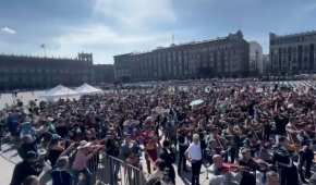 Se rompió el récord, pues se logró reunir a ml 122 mariachis para cantar al mismo tiempo