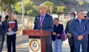 El embajador estuvo de visita por la ciudad fronteriza de Tijuana