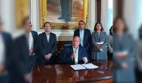 El gobernador de Jalisco presentó un conjunto de iniciativas ante el Congreso del Estado, entre ellas salir del Pacto Fiscal